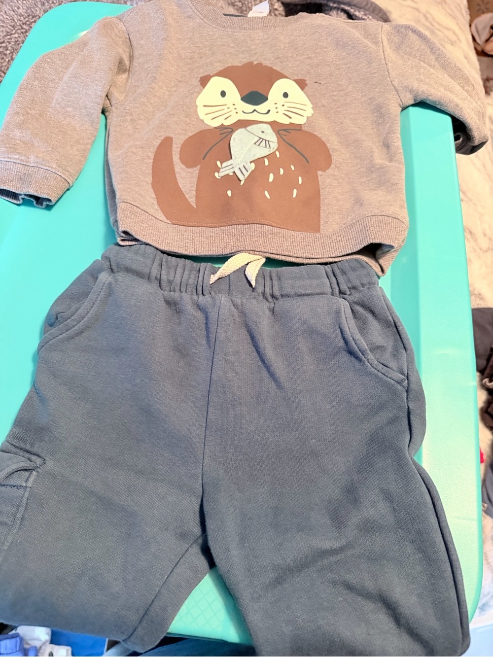 Old Navy Boys Slate Blue Pull-On Joggers and Otter sweatshirt